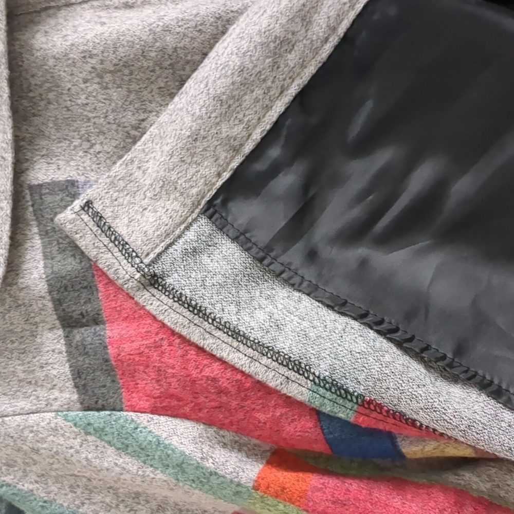 Damee - Colorblock Jacket - image 6